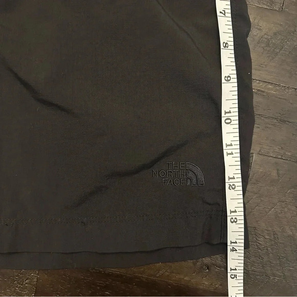The North Face Mid Length Rip Stop Shorts Black Size 4 - Picture 8 of 10